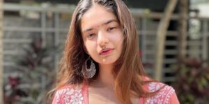 Anushka Sen Age